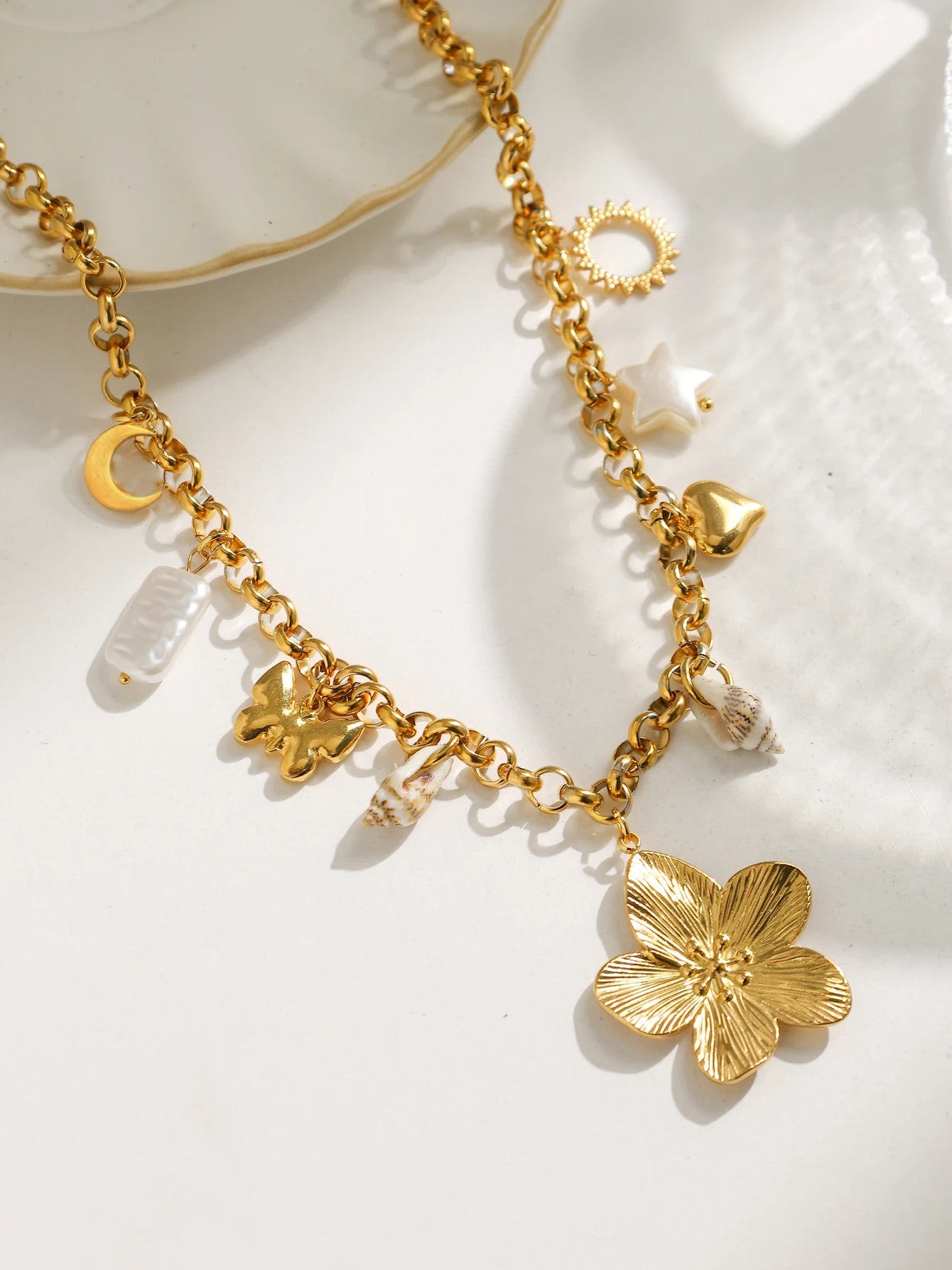 Star Butterfly Moon Flower Shell Pearl Pendant Necklace Stainless Steel Waterproof Fashion Women Jewelry Gold Ornaments Gift